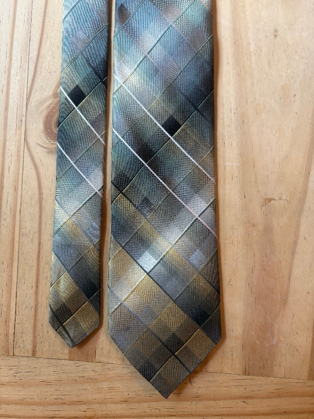 Murano Vintage Silk Plaid Necktie Hand Tailored 3.25"